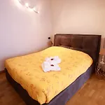 Lejlighed Sofia House With Private Parking