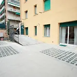 Lejlighed Sofia House With Private Parking *